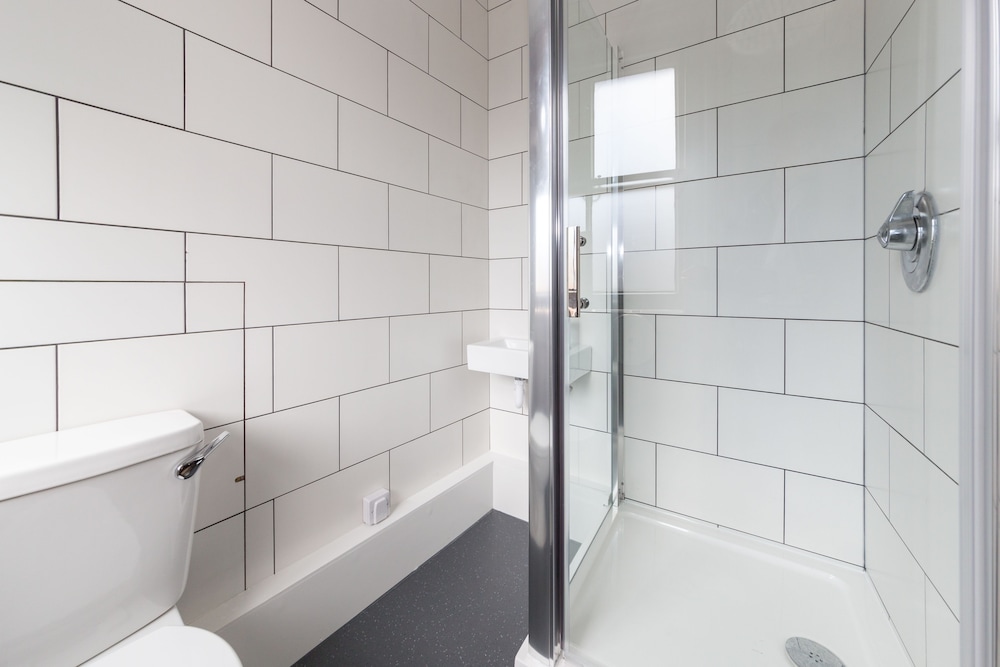 Cama en dormitorio compartido mixto de 9 camas del hotel Publove @ Exmouth Arms Euston. Foto 5