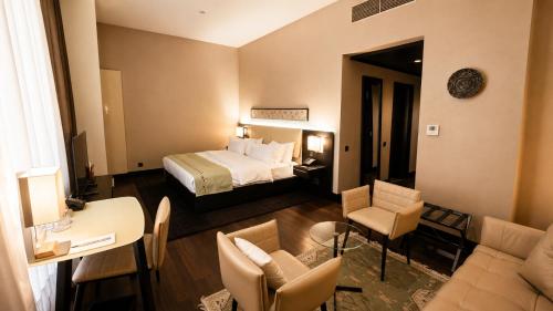 Habitación Doble de Lujo del hotel Berds Chisinau Mgallery Collection. Foto 6
