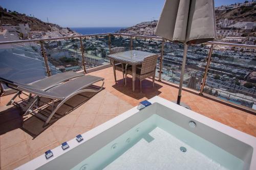 Superior Junior Suite High Floor del hotel Servatur Casablanca Suites and Spa - Adults Only. Foto 5