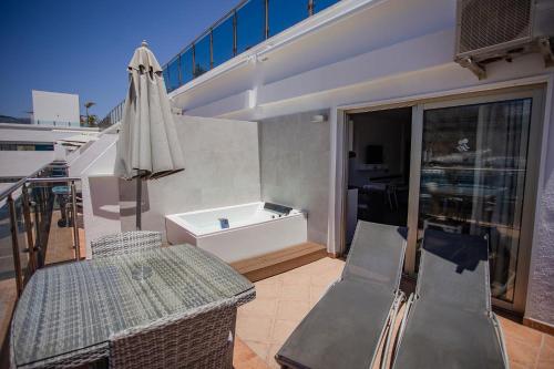 Superior Junior Suite High Floor del hotel Servatur Casablanca Suites and Spa - Adults Only. Foto 6