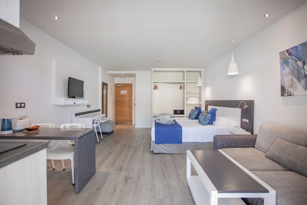 Suite junior del hotel Servatur Casablanca Suites and Spa - Adults Only