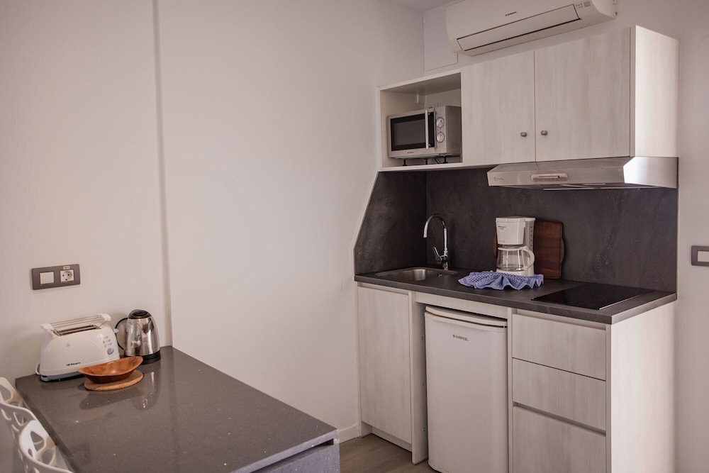 Suite junior, balcón, en una planta alta (superior) del hotel Servatur Casablanca Suites and Spa - Adults Only. Foto 2