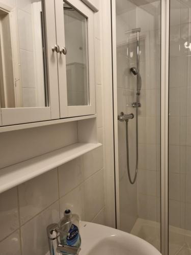 Habitación Individual con baño privado externo del hotel The Windmill. Foto 7