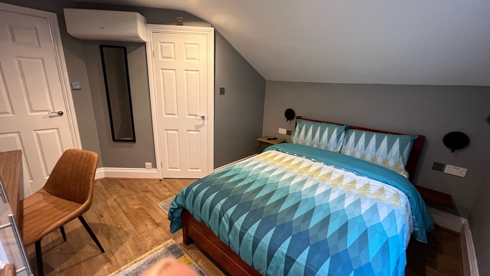 Estudio, baño privado (Studio Suite) del hotel Charlotte Guest House. Foto 12