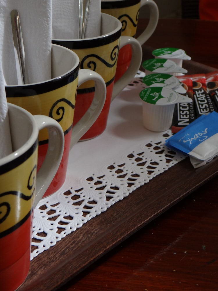 Suite, baño compartido (with sofa bed) del hotel Charlotte Guest House. Foto 2