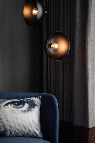 Habitación Anything But Standard con vistas a la ciudad - 1 cama grande del hotel Montcalm East, Autograph Collection