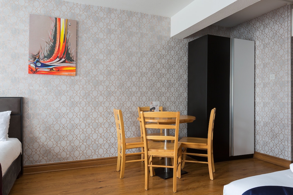 Habitación cuádruple, baño privado (Quatriple Studio) del hotel Central Hoxton Shoreditch. Foto 5