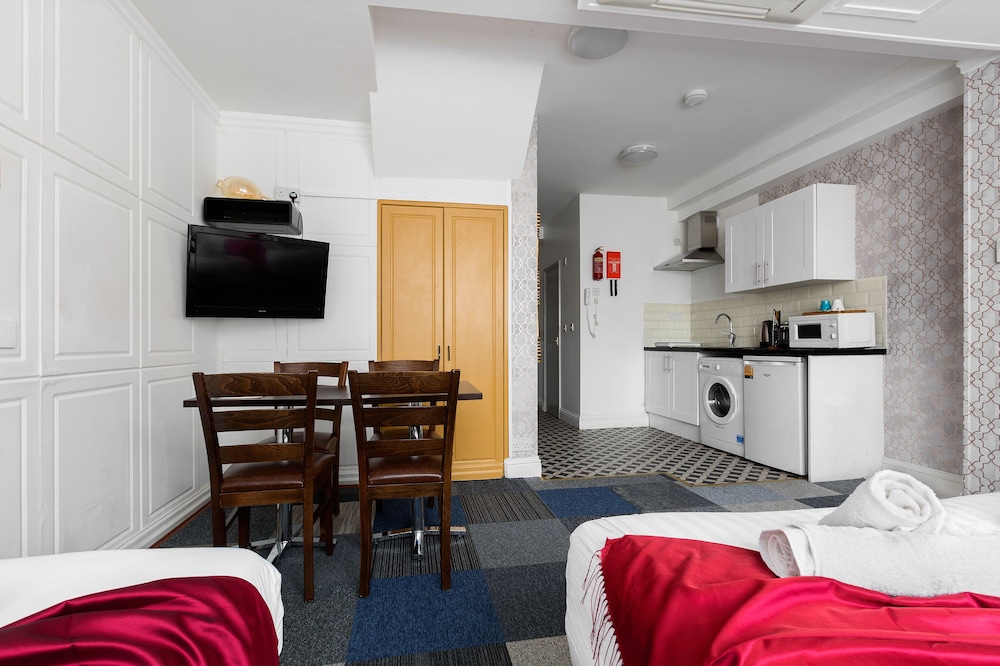 Habitación cuádruple, baño privado (Quatriple Studio) del hotel Central Hoxton Shoreditch. Foto 10