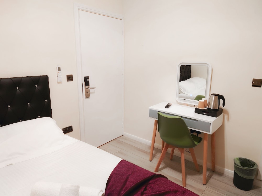 Habitación estándar doble, baño privado (Ground Floor No Window) del hotel Central Hoxton Shoreditch. Foto 4