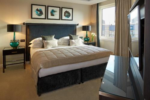 Superior One Bedroom Apartment No Cloakroom del hotel Cheval Gloucester Park. Foto 1