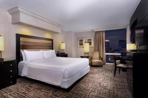 Habitación Doble Deluxe - 1 cama extragrande o 2 camas grandes del hotel Treasure Island - TI Las Vegas Hotel & Casino. Foto 1