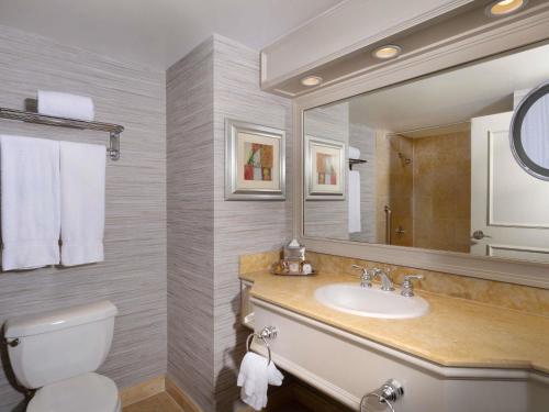 Habitación Deluxe con 2 camas grandes - No fumadores del hotel Treasure Island - TI Las Vegas Hotel & Casino. Foto 1