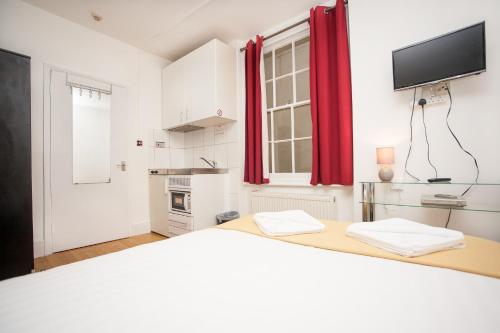 Estudio Doble Deluxe del hotel Hyde Park Talbot Square Apartments. Foto 4