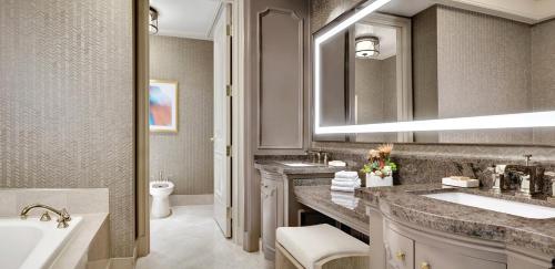 Suite Reef del hotel Mandalay Bay Resort and Casino. Foto 4
