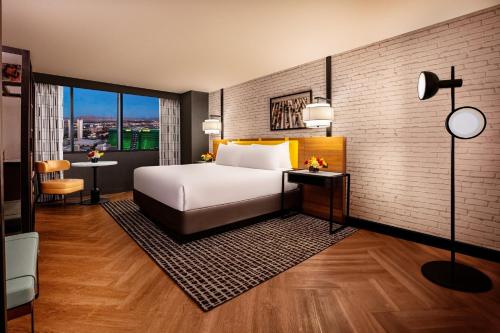 Alojamiento Soho Premier - 1 cama extragrande del hotel New York New York and Casino. Foto 1