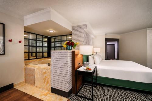 Suite de lujo de 1 dormitorio - Cama extragrande del hotel New York New York and Casino. Foto 2