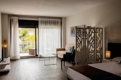 Estudio con terraza del hotel BLUESEA Dimona Suites. Foto 2