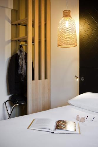 Habitación Doble Estándar del hotel Ibis Styles Paris Buttes Chaumont. Foto 3