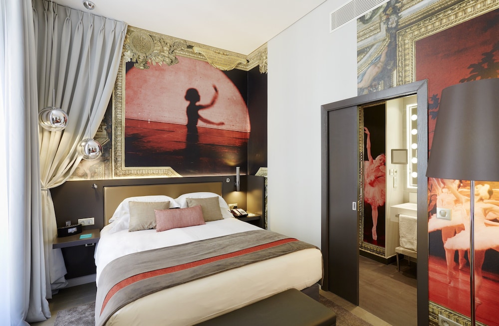 Habitación estándar del hotel Indigo Paris Opera. Foto 3