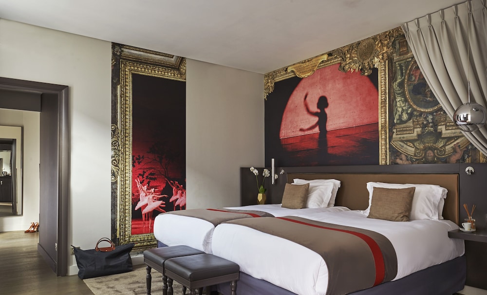 Habitación Premium del hotel Indigo Paris Opera. Foto 5