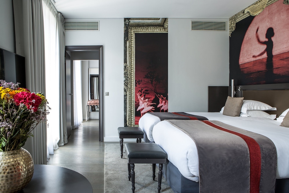 Habitación Premium, 2 camas individuales del hotel Indigo Paris Opera. Foto 6