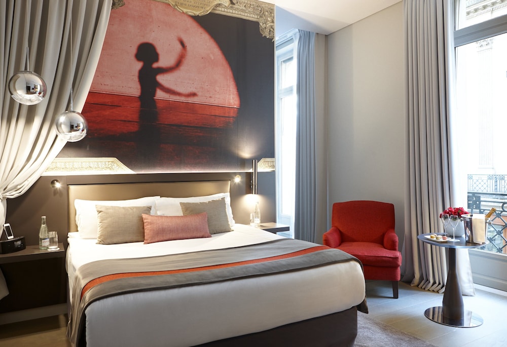 Habitación Premium, 1 cama de matrimonio del hotel Indigo Paris Opera. Foto 1