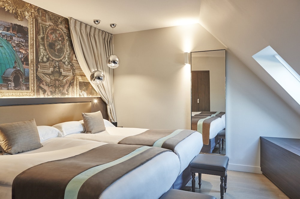 Habitación, 2 habitaciones del hotel Indigo Paris Opera