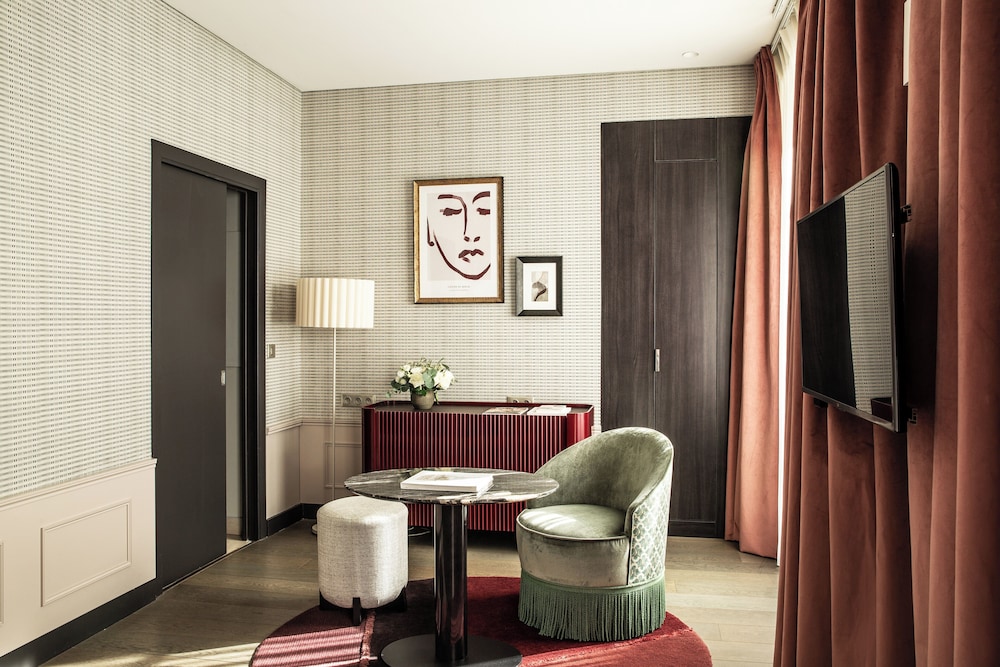 Habitación estándar, 1 cama de matrimonio del hotel Indigo Paris Opera. Foto 1