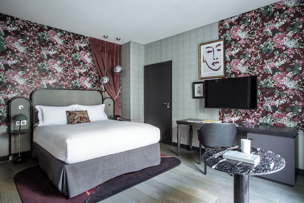 Habitación estándar, 1 cama de matrimonio del hotel Indigo Paris Opera. Foto 3