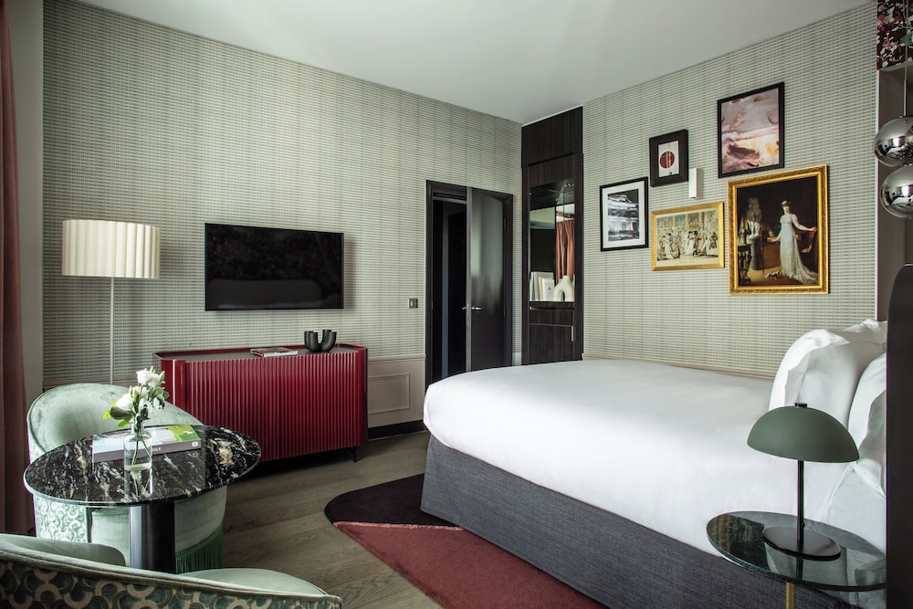 Habitación Premium, 1 cama de matrimonio del hotel Indigo Paris Opera. Foto 4