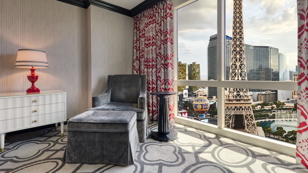 Bordeaux Eiffel View Room 2 Queens del hotel Paris Las Vegas Resort and Casino. Foto 1
