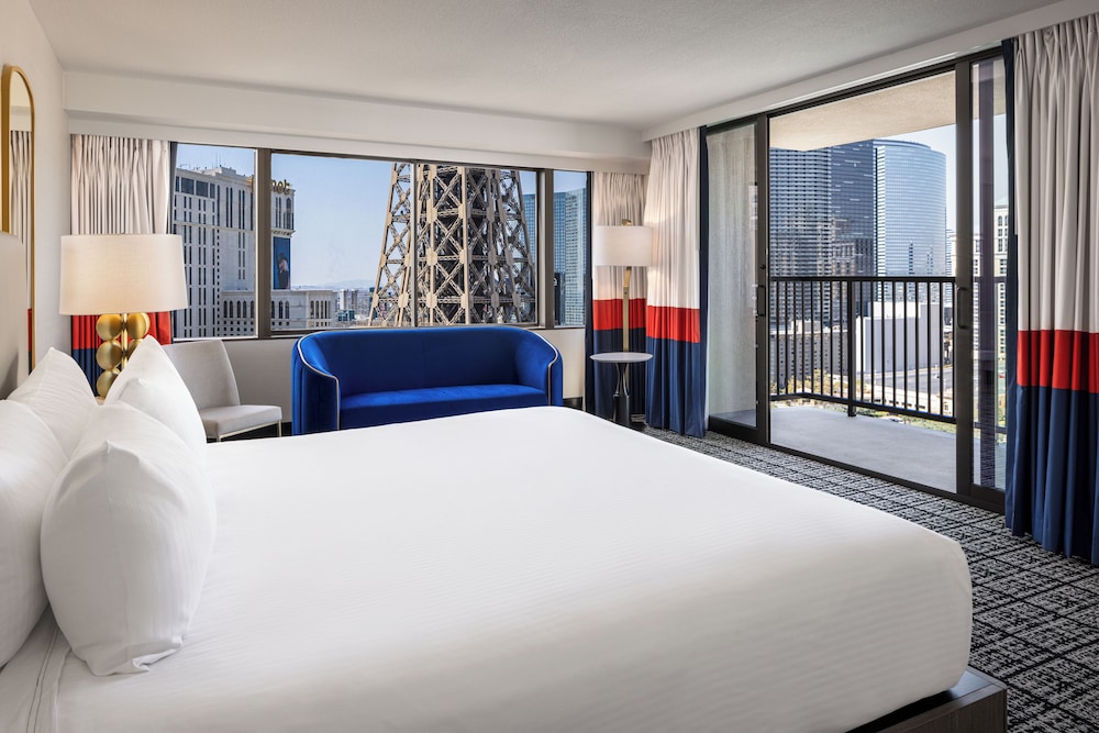 Versailles Balcony Room King del hotel Paris Las Vegas Resort and Casino