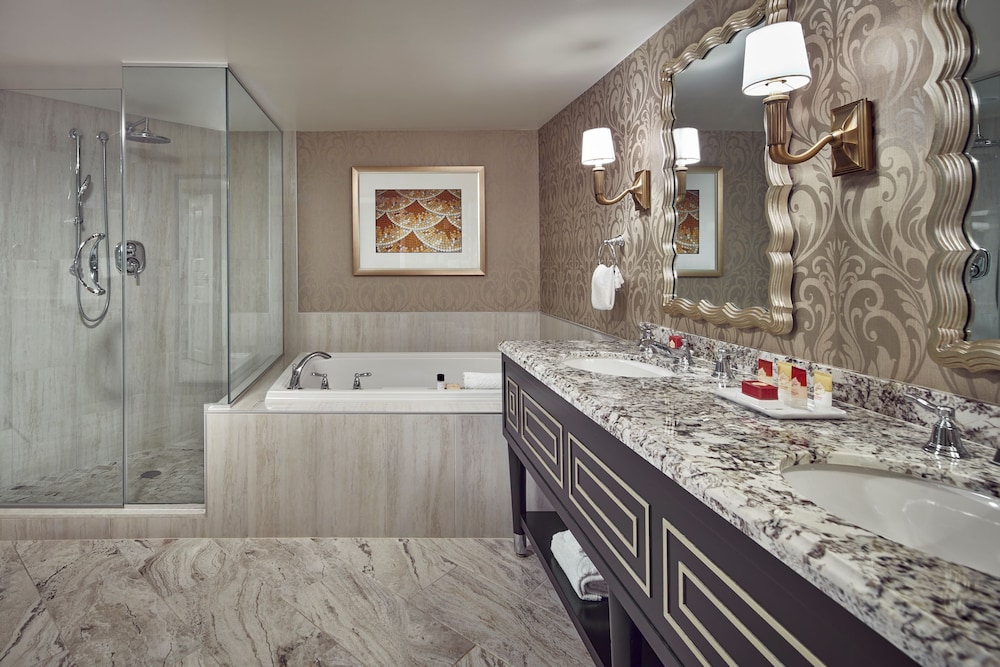 Bordeaux Lemans Suite 2 Queens del hotel Paris Las Vegas Resort and Casino. Foto 3