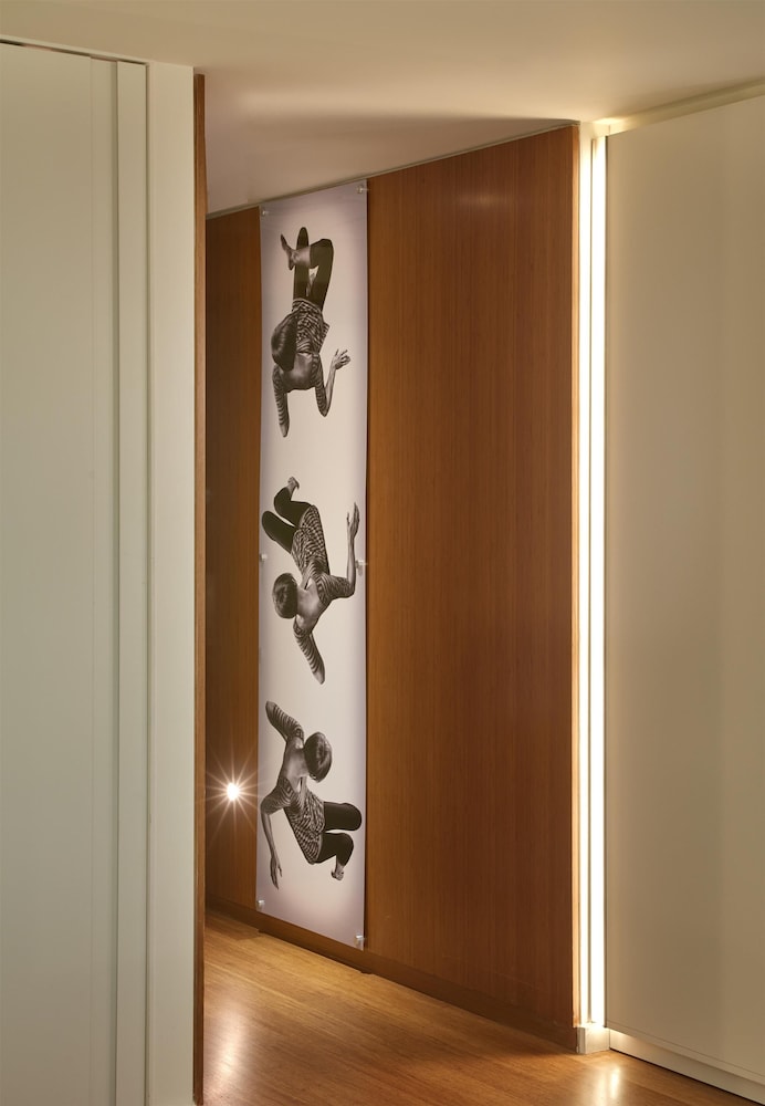 Suite Estudio King del hotel The Valorian Los Angeles, Curio Collection by Hilton. Foto 12