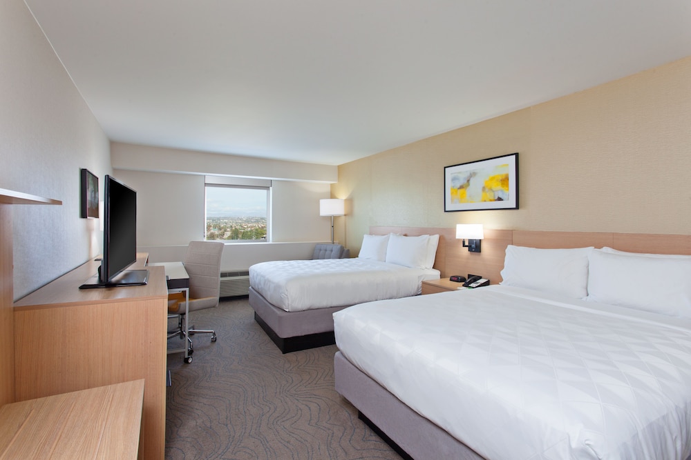 Habitación Premium, 1 cama de matrimonio grande (High Floor) del hotel Holiday Inn Los Angeles - Lax Airport, An Ihg. Foto 2