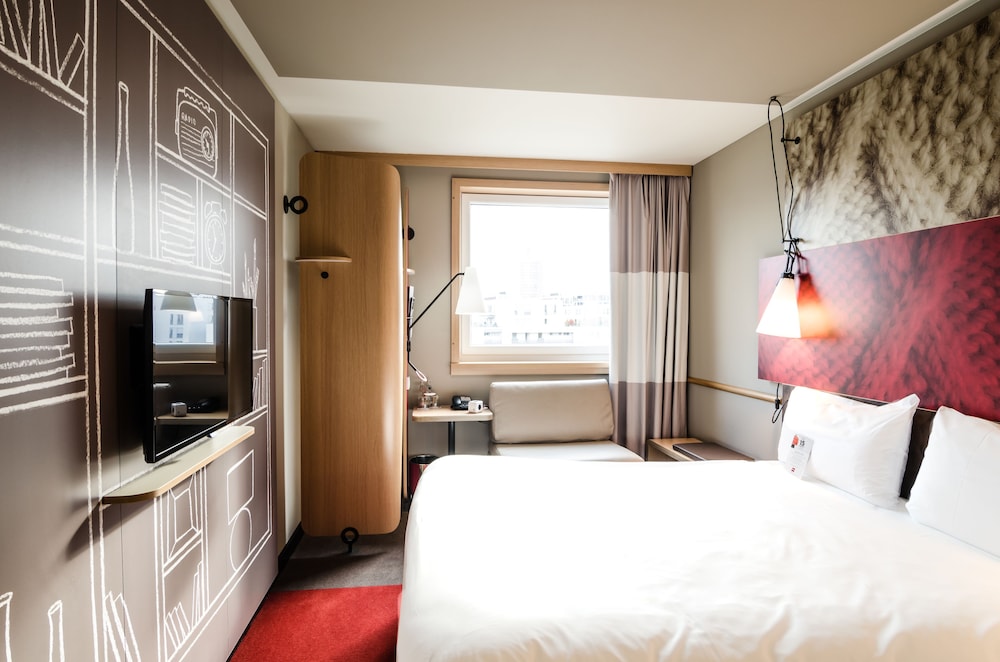 Habitación con 1 cama doble (160 x 200 cm), nuevo concepto de descanso del hotel Ibis Muenchen City Arnulfpark. Foto 2