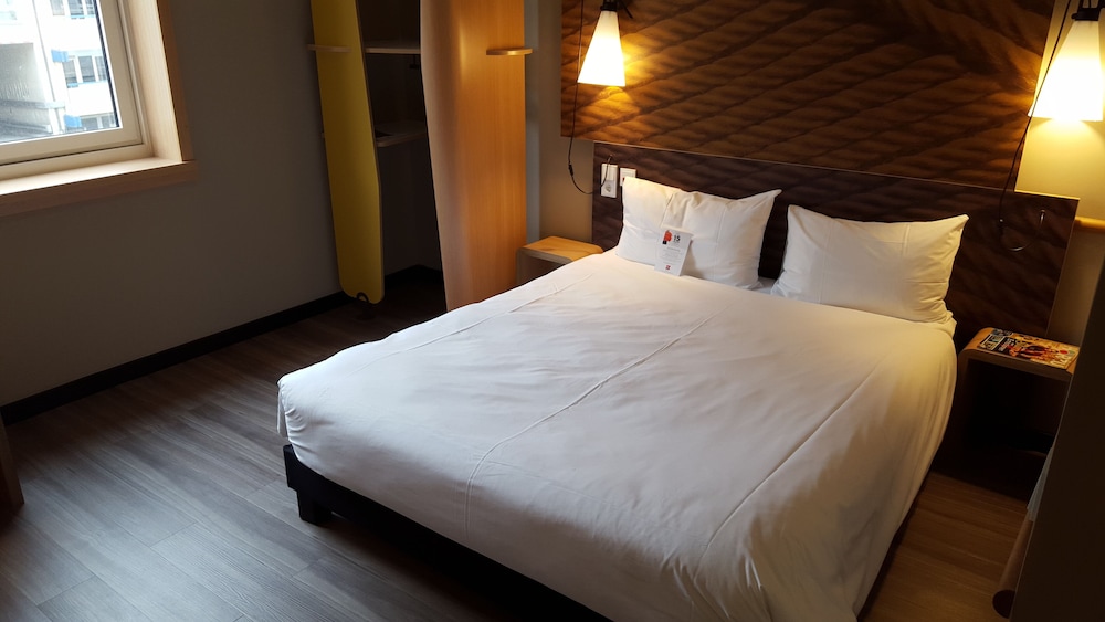 Habitación Doble Accesible del hotel Ibis Muenchen City Arnulfpark. Foto 3