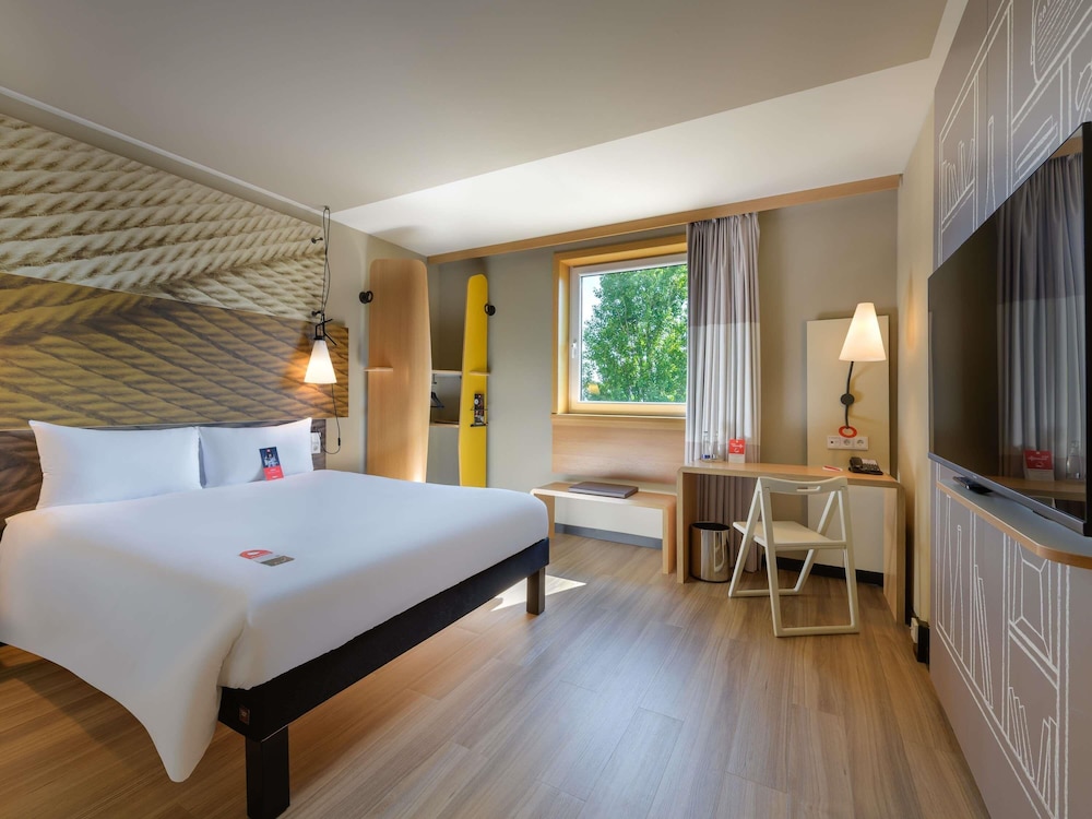 Habitación Doble Accesible del hotel Ibis Muenchen City Arnulfpark. Foto 8
