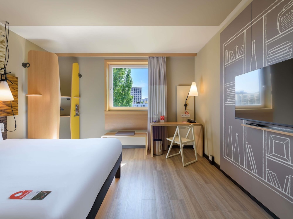Habitación Doble Accesible del hotel Ibis Muenchen City Arnulfpark. Foto 9