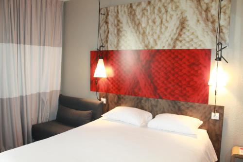 Habitación Doble Confort del hotel Ibis Lyon Centre. Foto 10