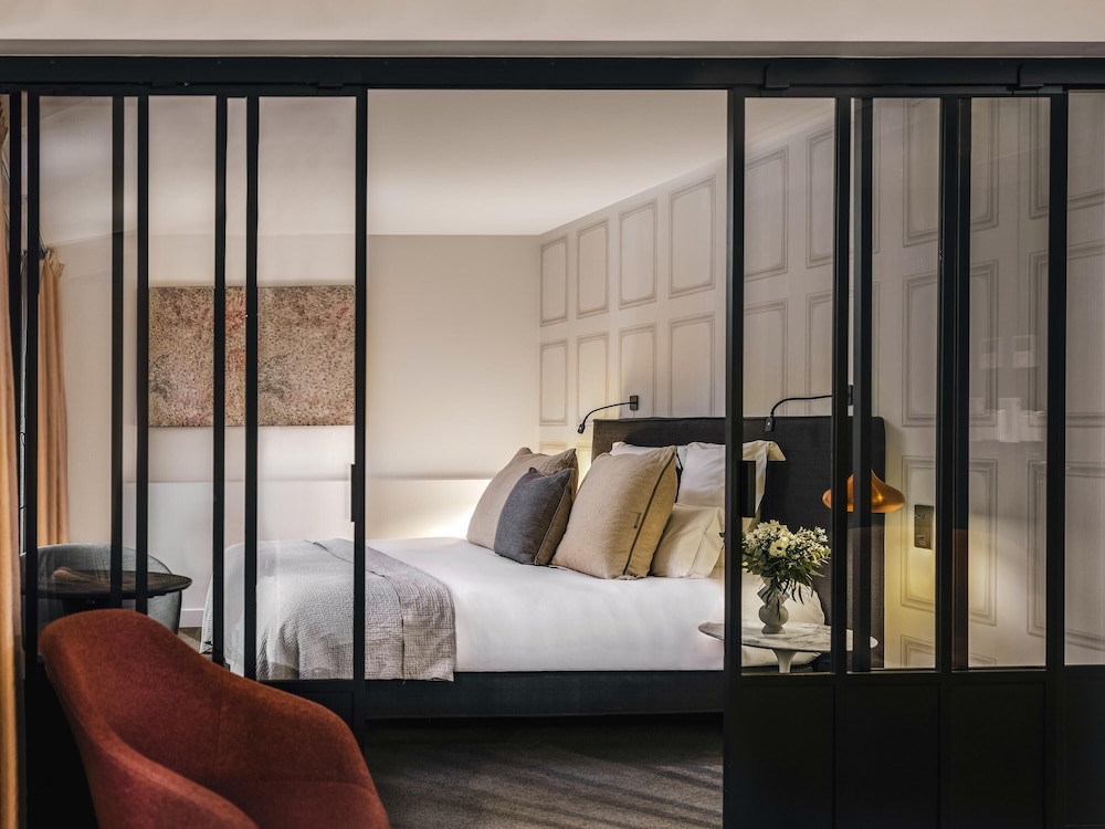 Junior Suite Deluxe del hotel Balthazar and Spa Rennes - Mgallery Collection. Foto 4
