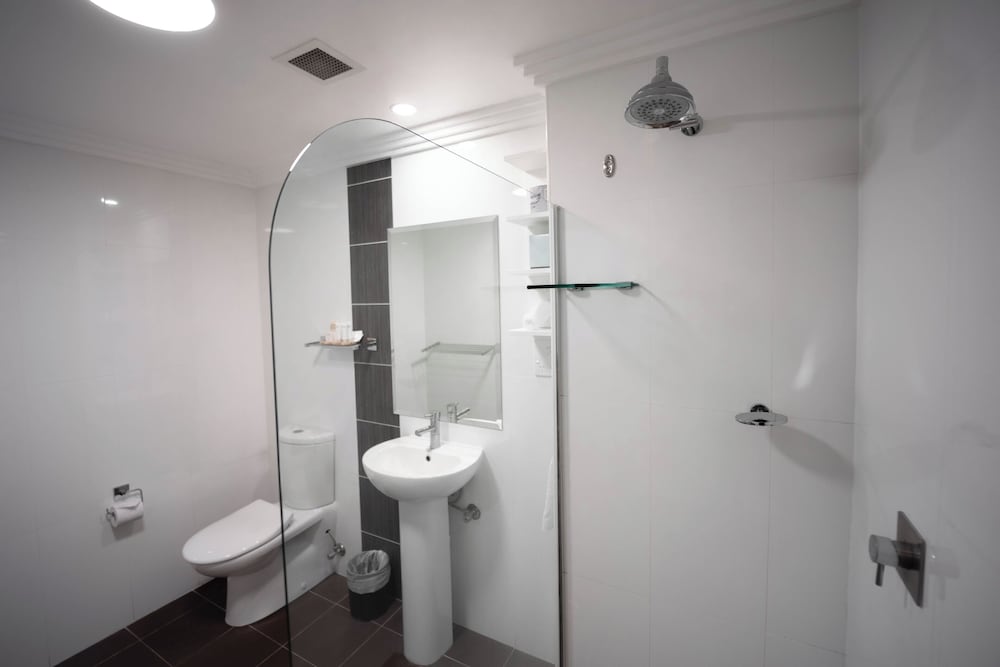 HABITACIÓN SUPERIOR, 1 cama King, Balcón del hotel The Sebel Kiama. Foto 4