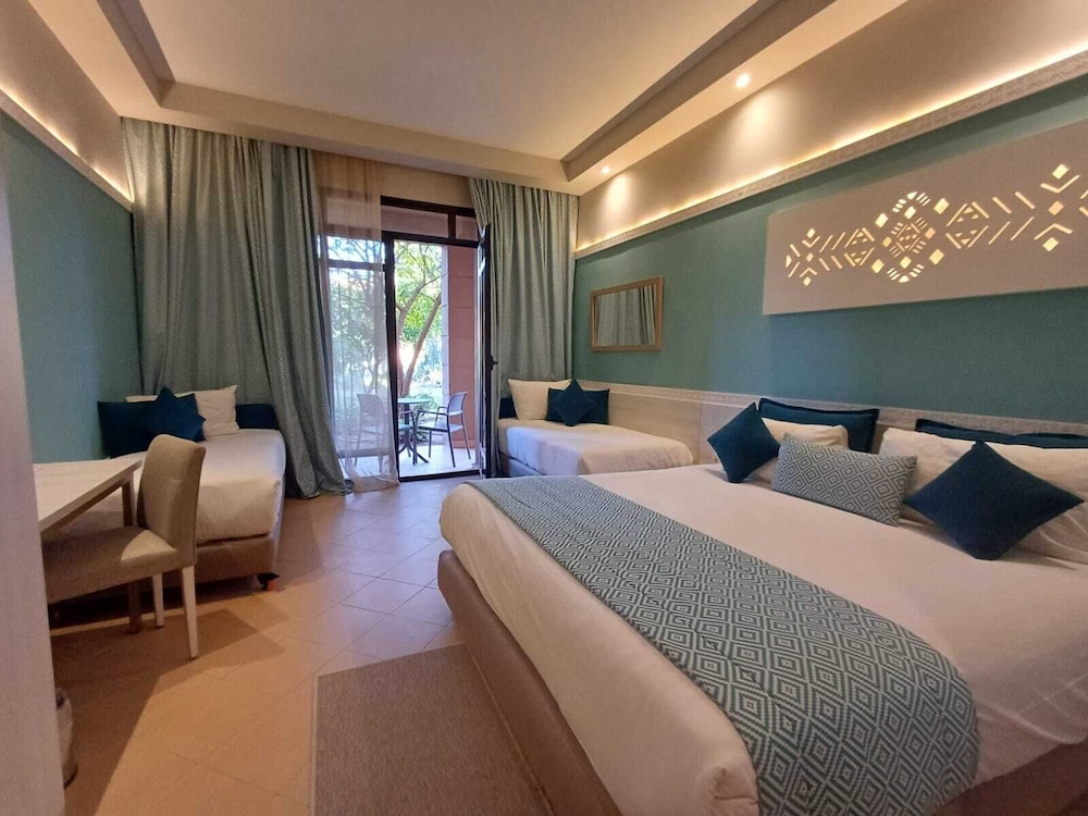 Habitación Cuádruple del hotel Aqua Mirage Club & Aqua Parc. Foto 3