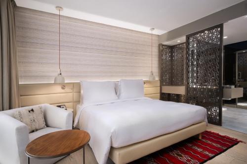 Habitación Superior - Balcón del hotel Radisson Blu , Marrakech Carré Eden. Foto 3