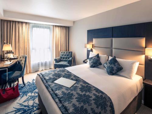 Habitación Doble Confort del hotel Mercure Edinburgh Haymarket. Foto 2