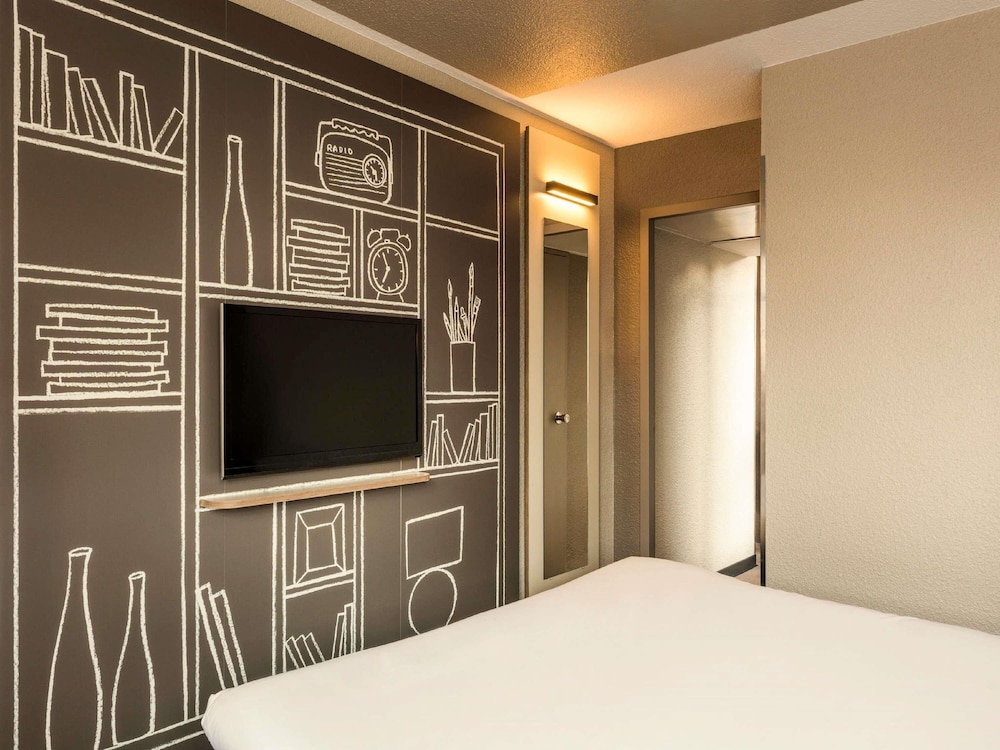 Habitación Estándar con 1 cama doble del hotel Ibis Bordeaux Centre Bastide. Foto 3