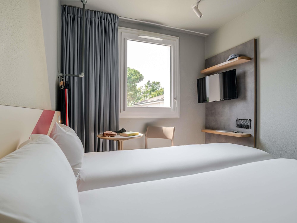 Habitación estándar, 2 camas individuales del hotel Ibis Budget Bordeaux Sud Villenave d'Ornon. Foto 2