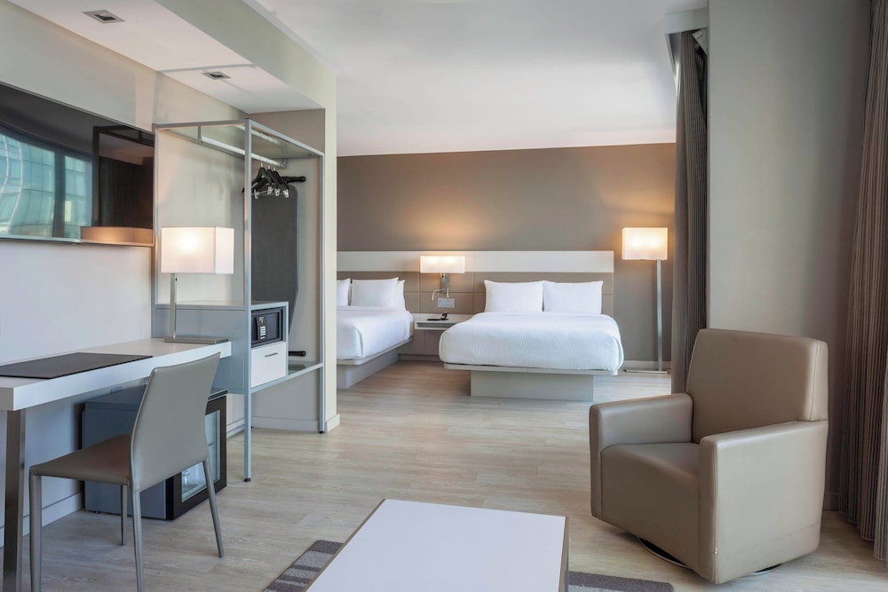 Suite, 2 camas de matrimonio, balcón, vistas al mar del hotel Ac By Marriott Miami Beach