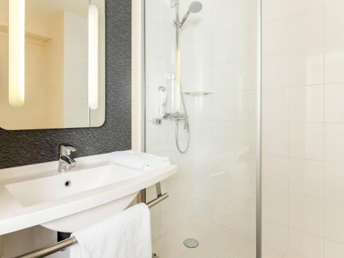 Habitación Estándar - 2 camas individuales del hotel Ibis Paris Issy Les Moulineaux Val De Seine