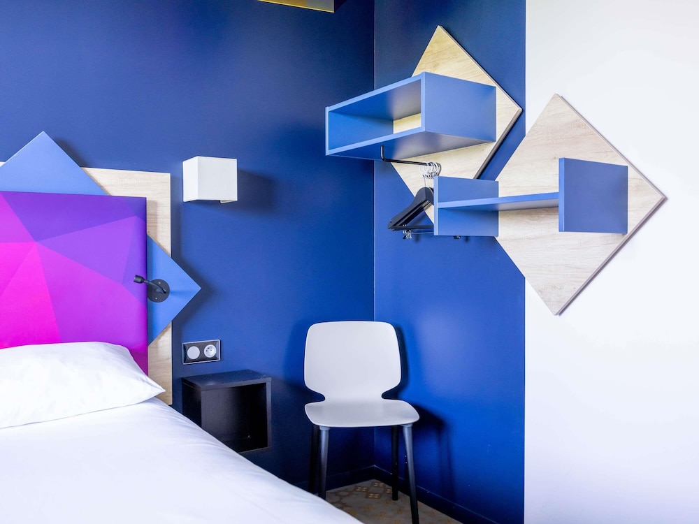 Habitación Estándar con cama doble del hotel Ibis Styles Albi Centre Le Theatro. Foto 2